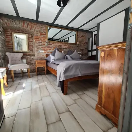 Hotel Altes Hinterhaeusel 3*