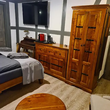 Altes Hinterhaeusel Hotel 3*