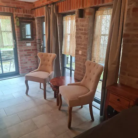 Altes Hinterhaeusel Hotel
