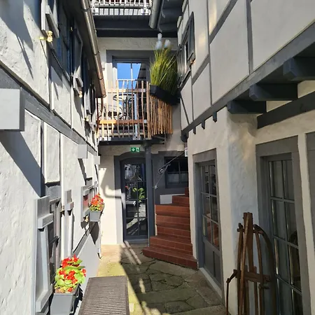 Altes Hinterhaeusel Hotel 3*