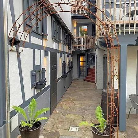 Hotel Altes Hinterhaeusel 3*