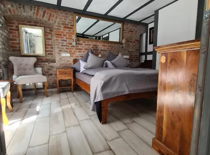 Hotel Altes Hinterhaeusel 3*